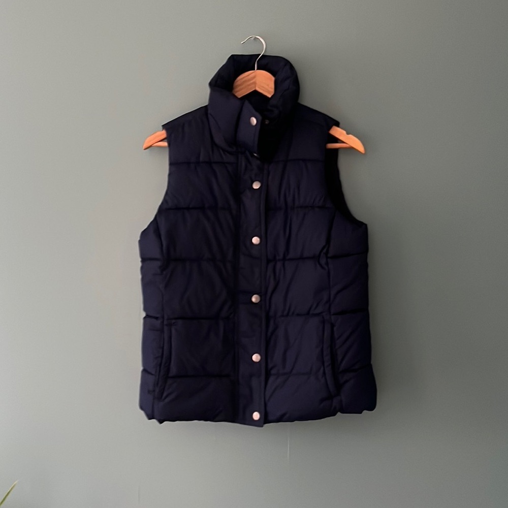 Old Navy Puffer Vest Sz M